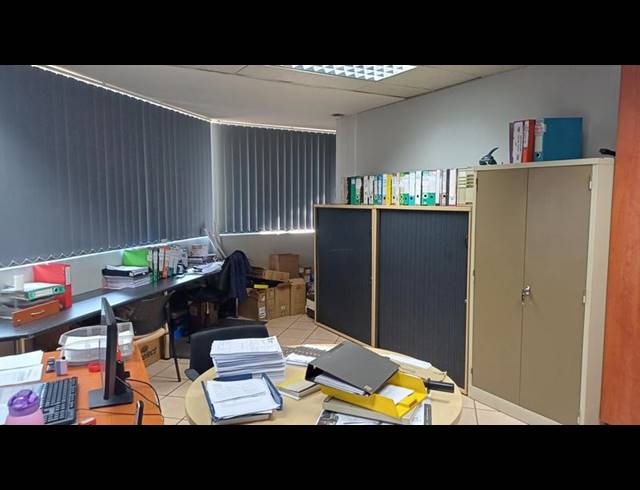 BUSINESS PROPERTY TO RENT IN HENNOPSPARK